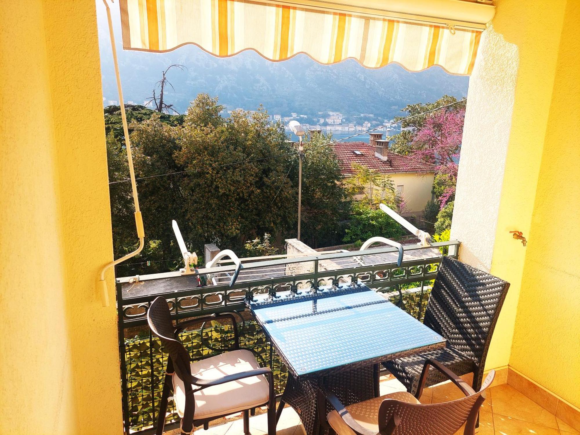 Apartments Nancy Котор Экстерьер фото