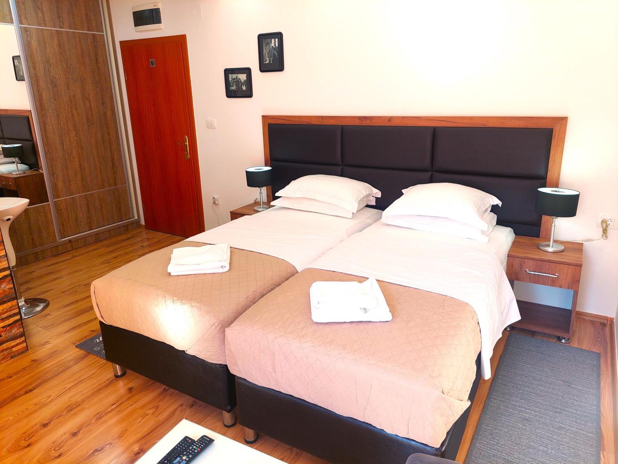Apartments Nancy Котор Экстерьер фото