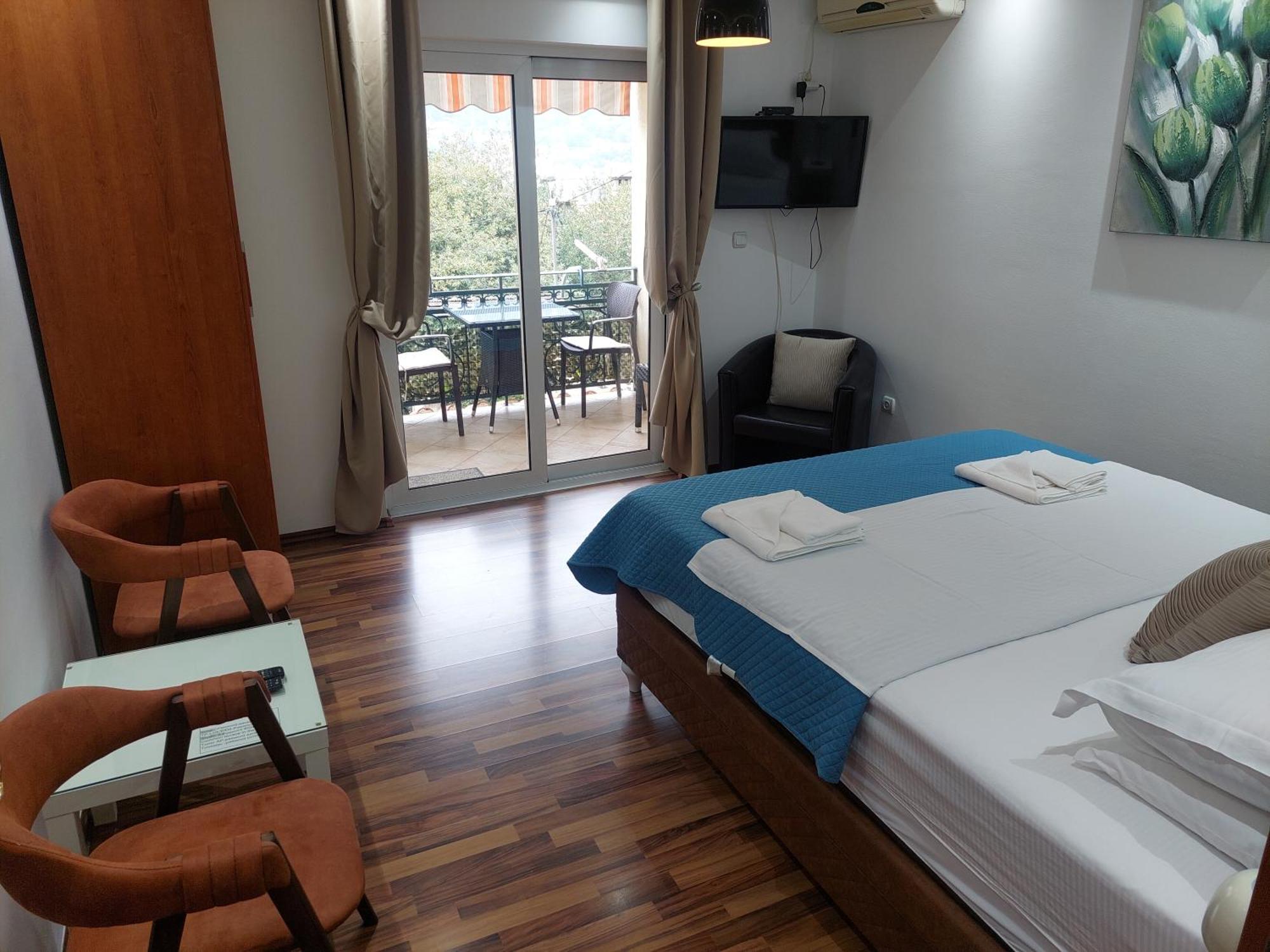 Apartments Nancy Котор Экстерьер фото